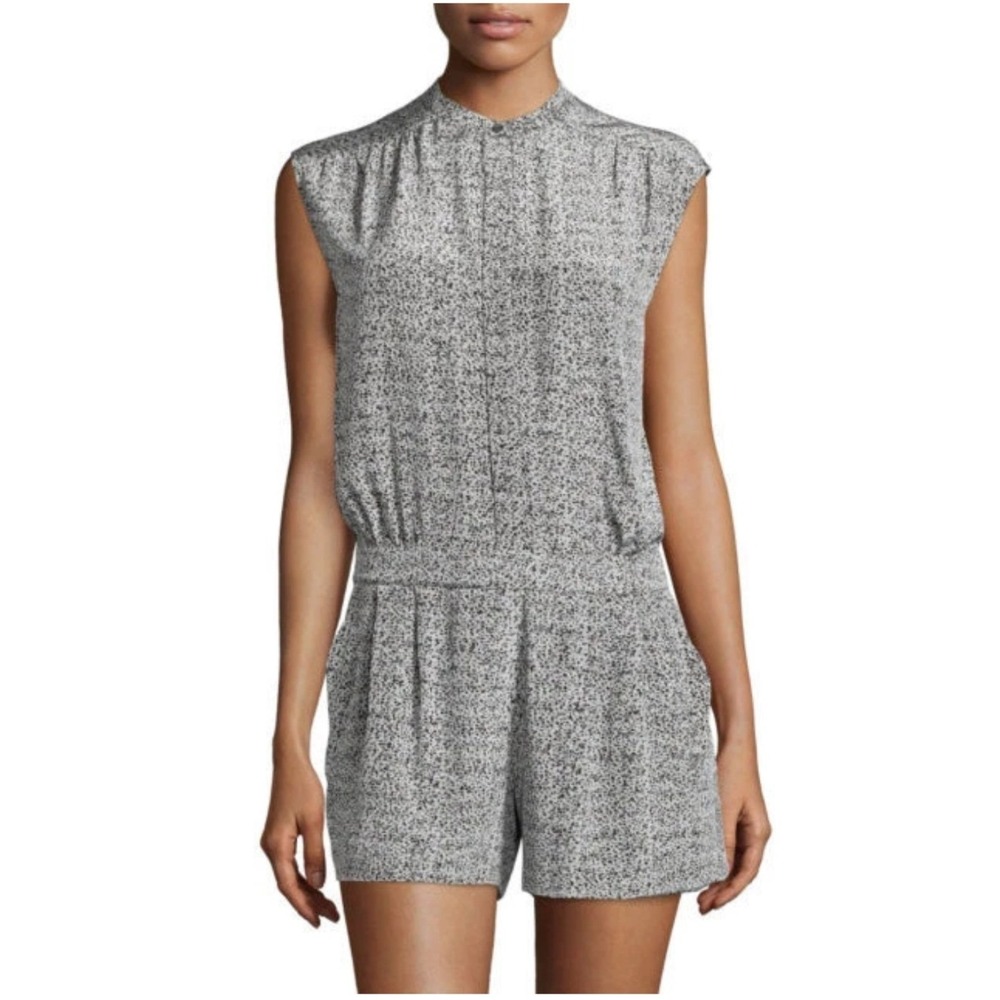 Vince Silk Romper Size 6 Gray Black Abstract Dot Print Sleeveless Casual Luxury